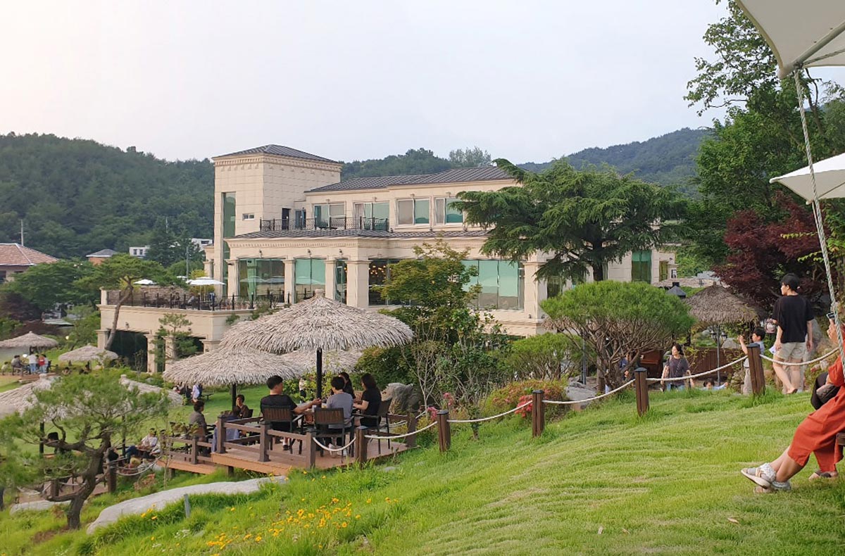 노천카페 사진 5