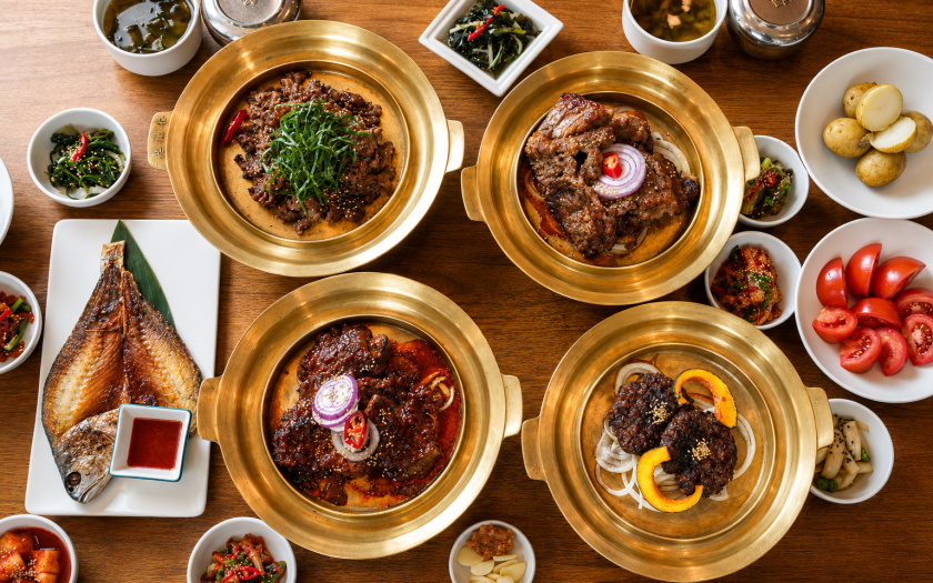 라연궁 한상차림 라연궁 보리굴비와 돼지갈비 한상차림